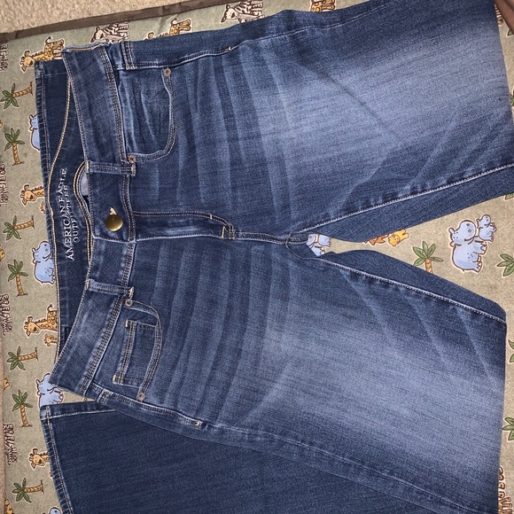 American Eagle Jeans - Picture 2 of 2